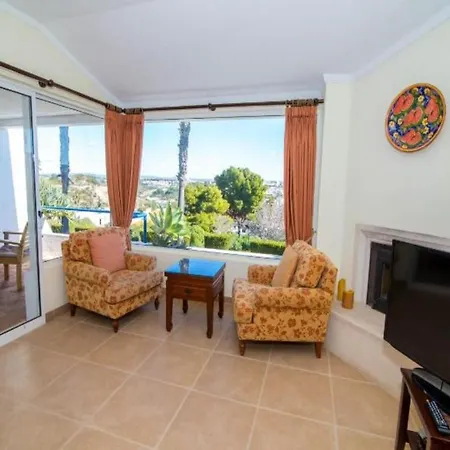 Windmill Hill Luxury