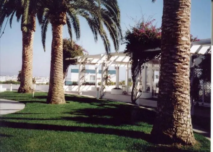 Windmill Hill Luxury