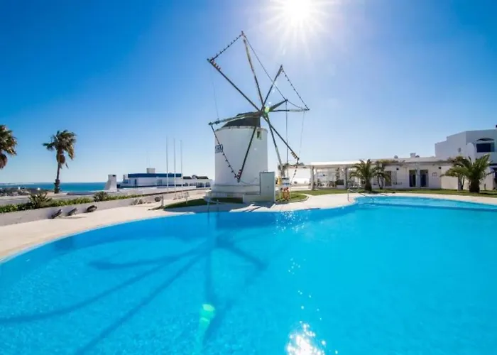 Windmill Hill Luxury *