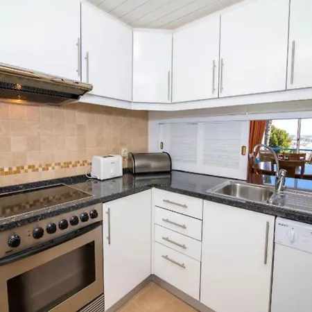 Windmill Hill Luxury Apartment